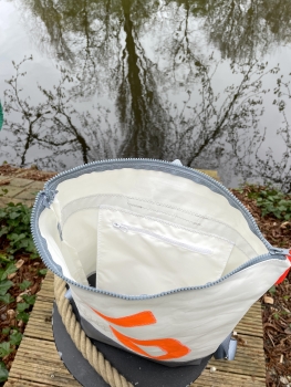 Segeltuchrucksack mit oranger 5
